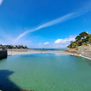 https://clos-de-la-fontaine.inbrittany.com