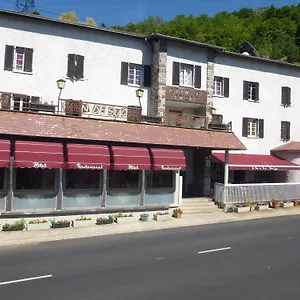  Hotel Restaurant Le Pain De Sucre